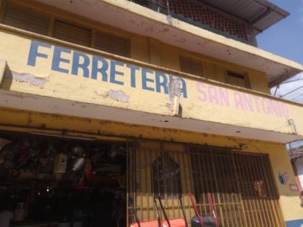 Ferretería San Antonio en Ocozocoautla de Espinosa, Chiapas