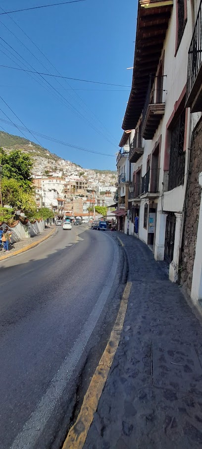Ferretería y Cerrajería Lobato en Taxco