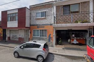 Ferretería Aries en Villagrán