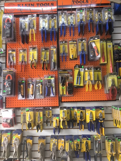 Ferretería El Campesino (López Rayon) en Zapotlanejo