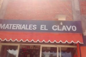 Ferretería El Clavo en Santa María Atzompa