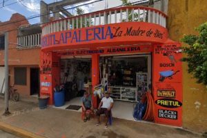 Ferrotlapaleria La Madre de Dios en Chemax