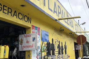 Ferrotlapaleria Aztlan (Av Chetumal L) en Chetumal